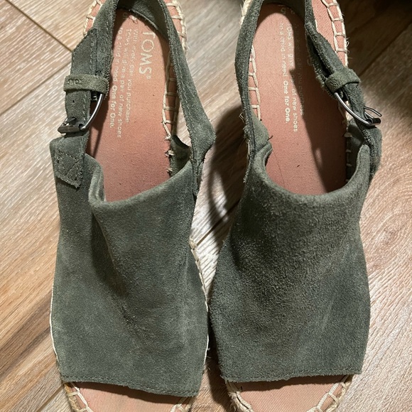 Toms Women's Espadrilles in Tan, Cream, Green, Gray - Picture 4 of 12